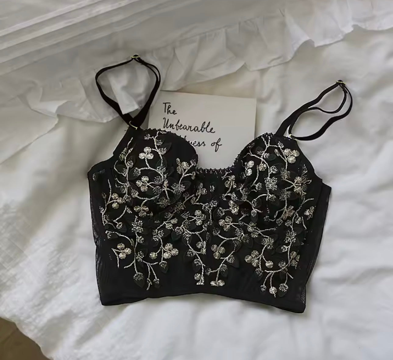 Reggiseno ricamato tridimensionale corsetto