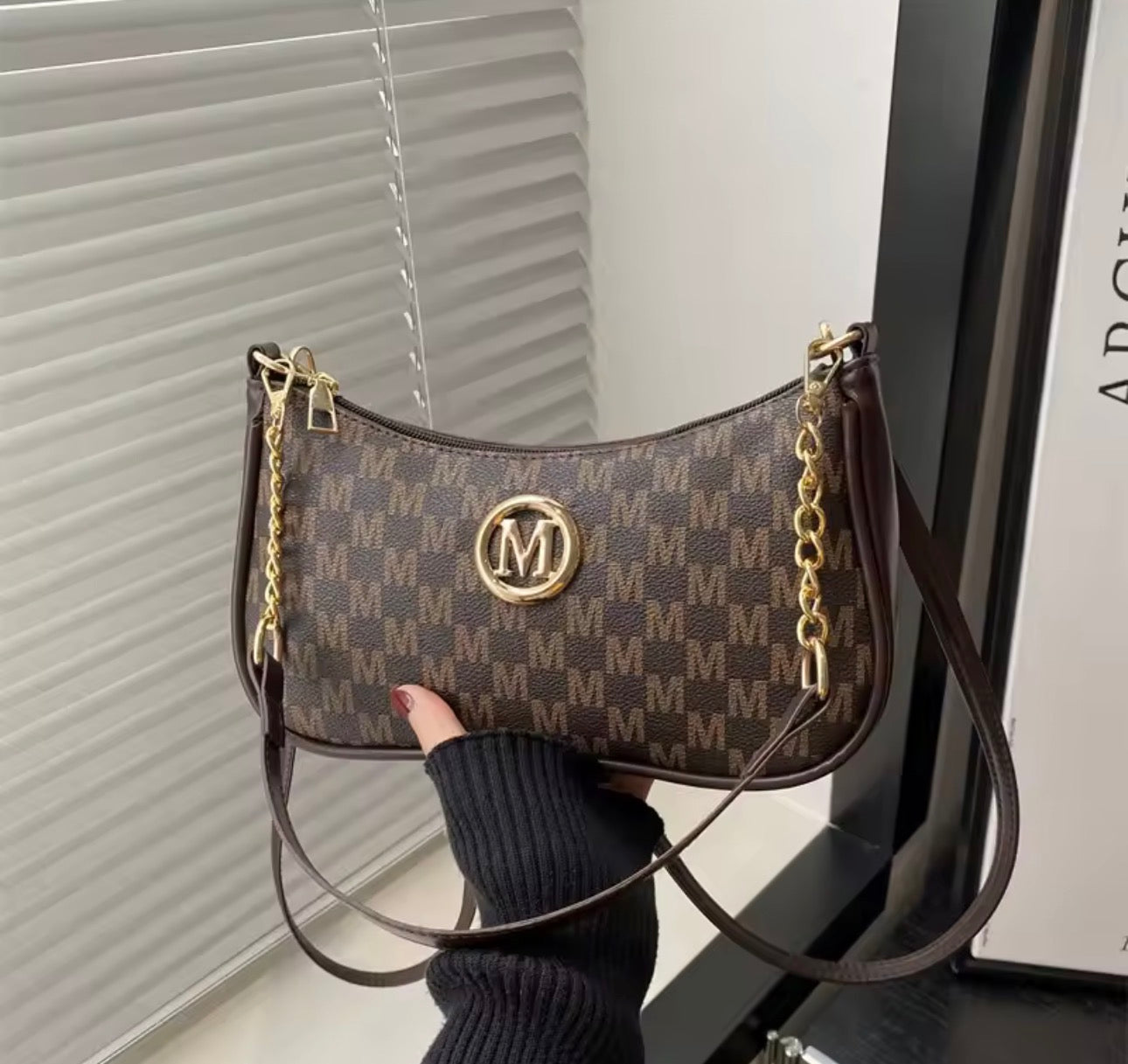 Vintage Style Handbag Crossbody Bag