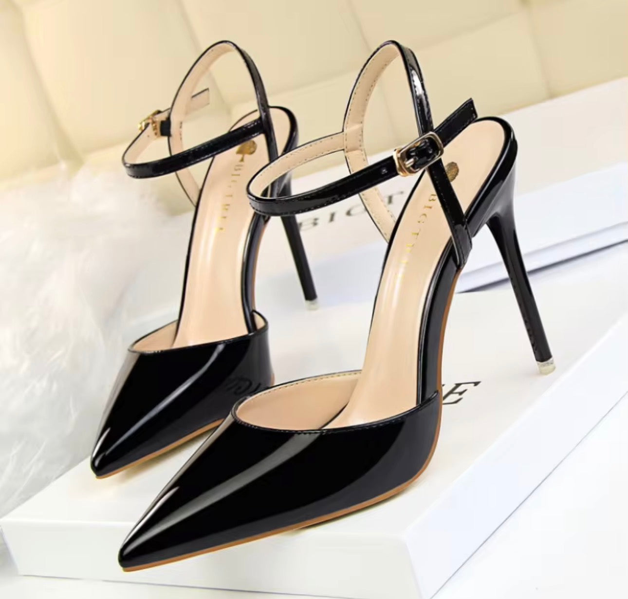 Semplice Sottile Tacco ultra alto Pelle verniciata