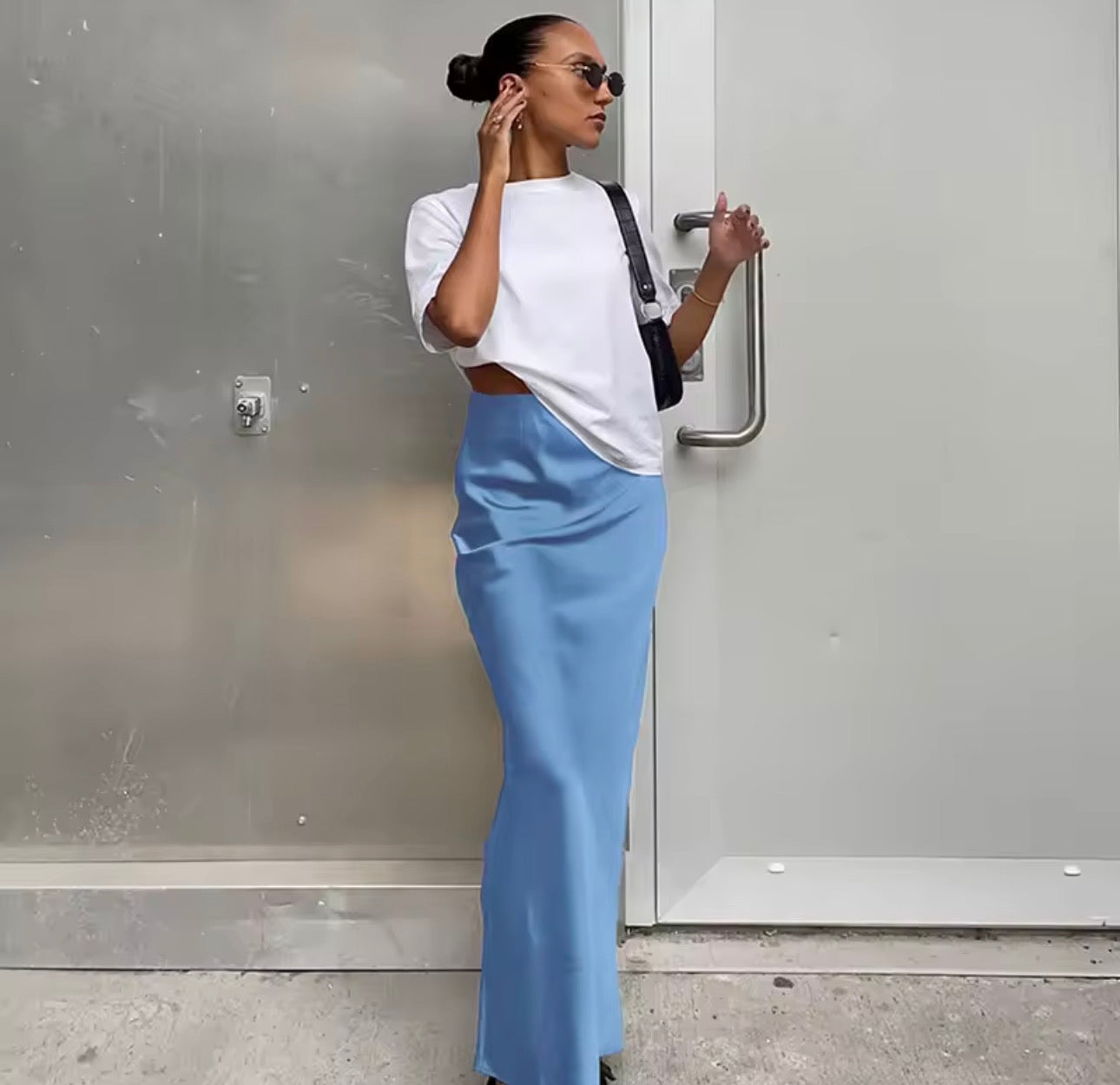 Gonne a tromba nere eleganti in raso