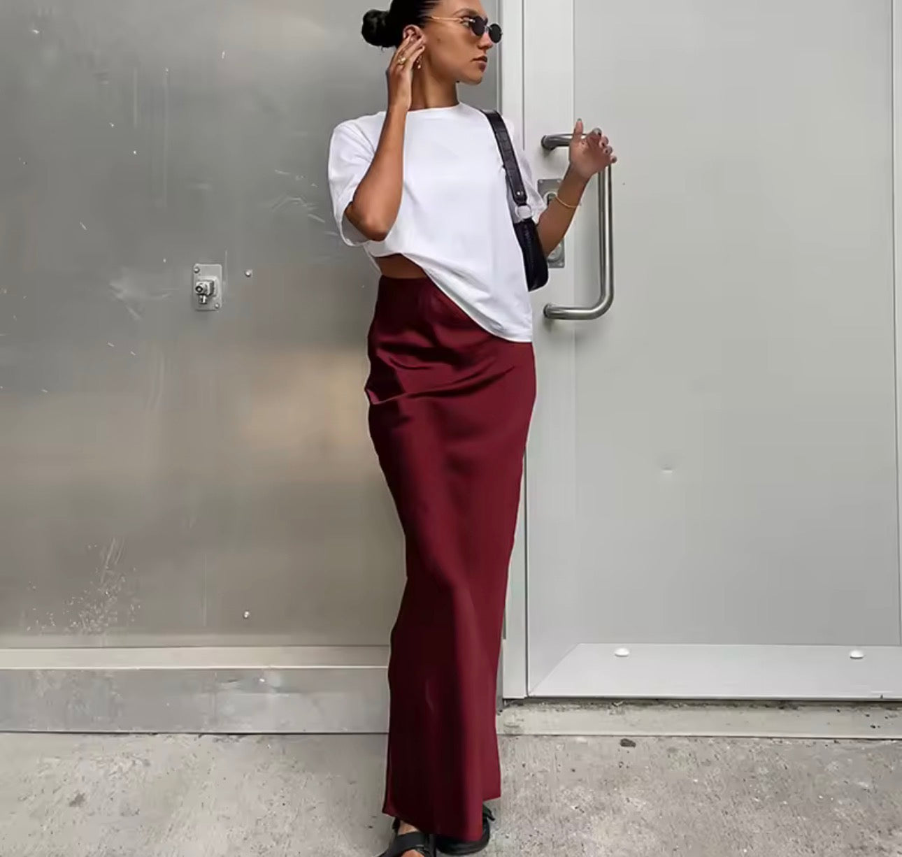 Gonne a tromba nere eleganti in raso