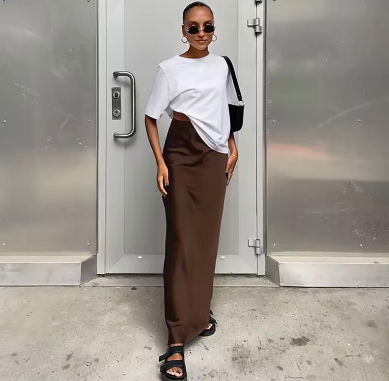 Gonne a tromba nere eleganti in raso