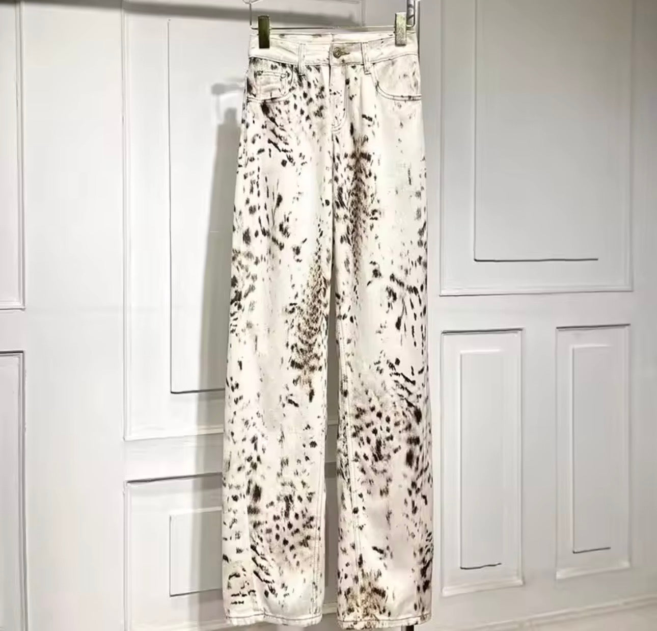 Jeans con stampa leopardata da donna a vita alta