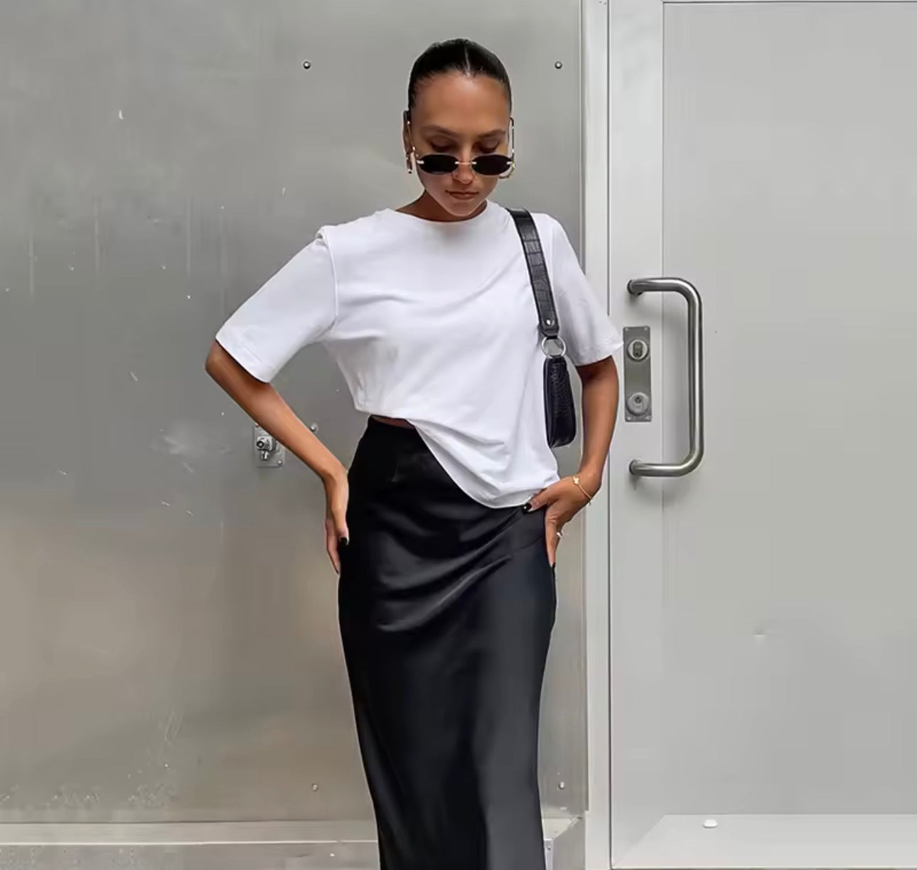 Gonne a tromba nere eleganti in raso