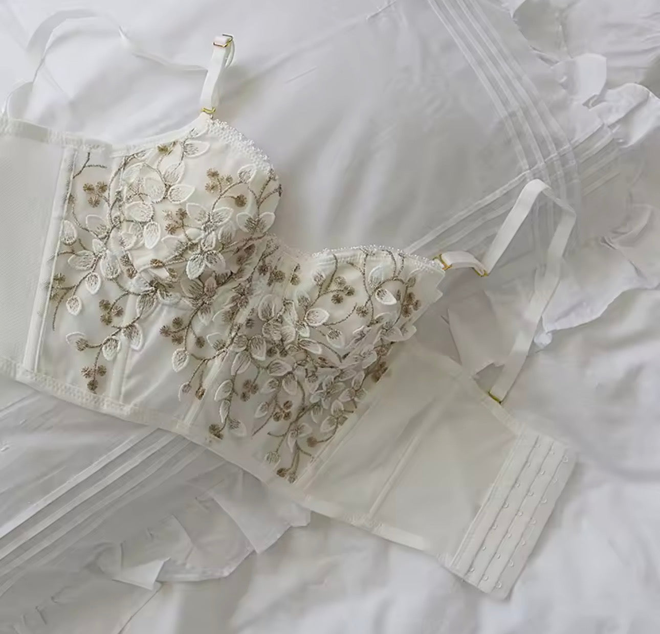 Reggiseno ricamato tridimensionale corsetto