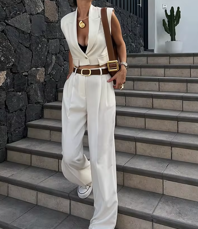 Set di pantaloni eleganti con gilet