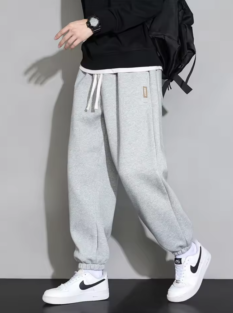Pantaloni sportivi da uomo