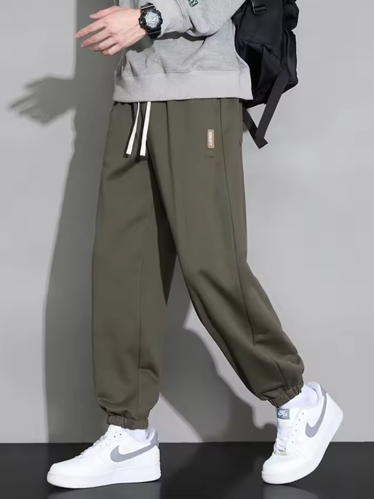 Pantaloni sportivi da uomo