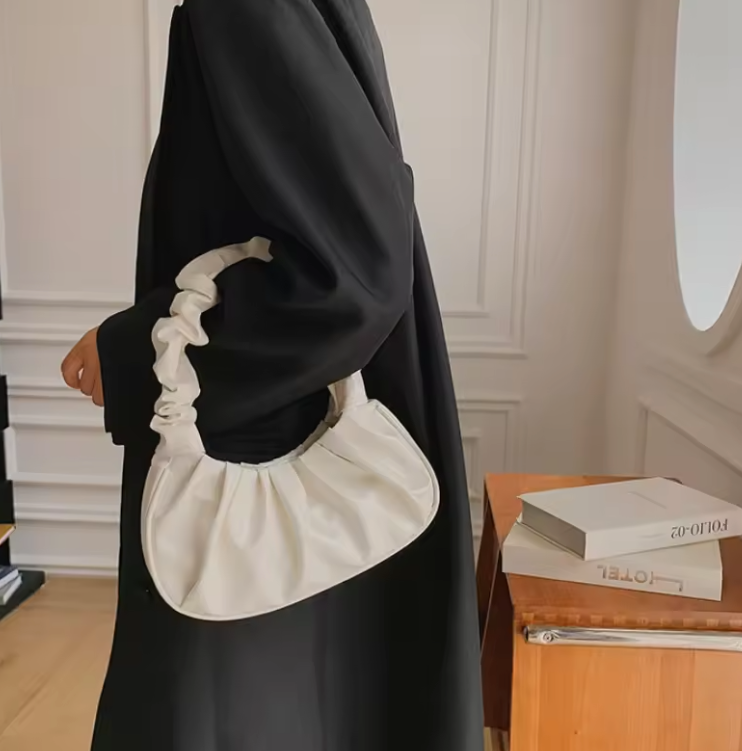 Borse a tracolla pieghettate alla moda