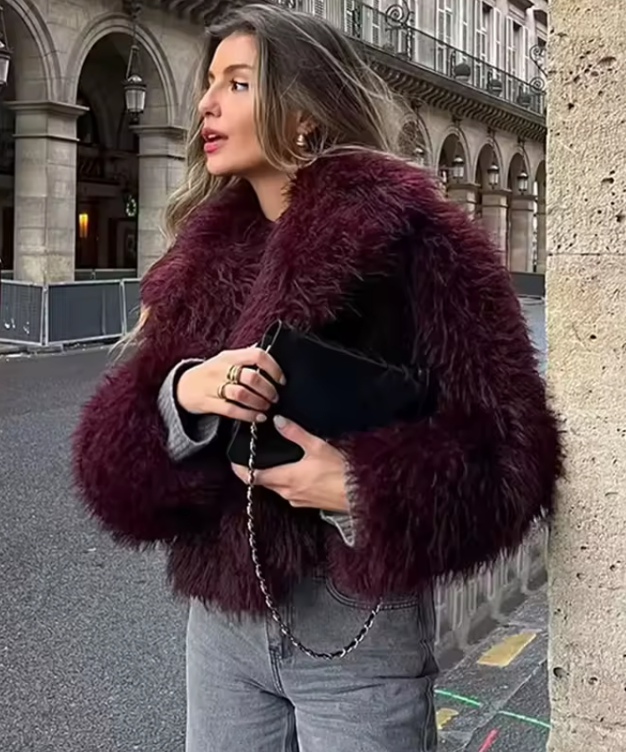 Cappotto elegante da donna in pelliccia
