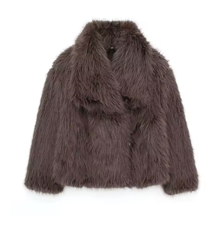 Cappotto elegante da donna in pelliccia