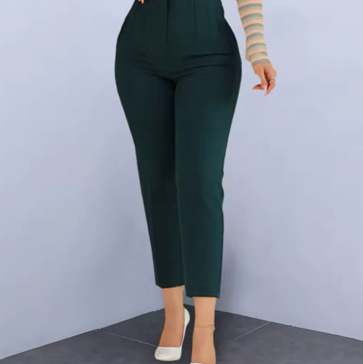 Pantaloni dritti