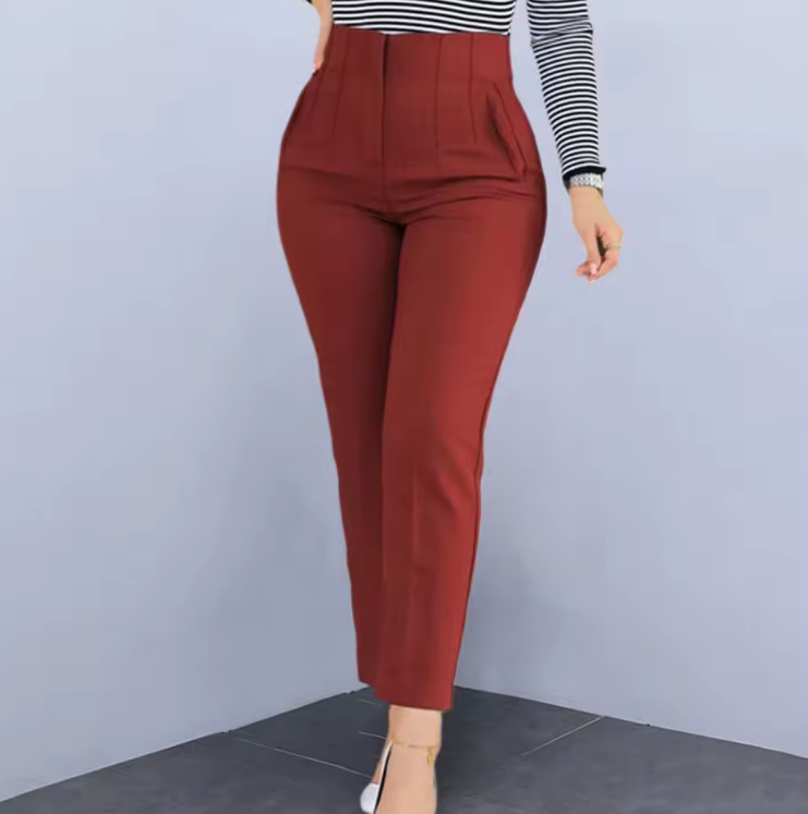 Pantaloni dritti