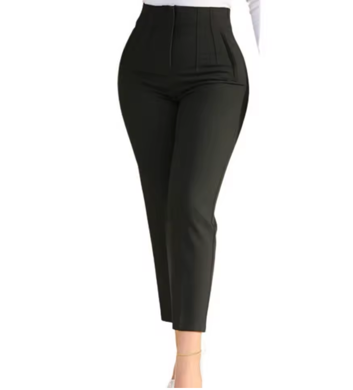 Pantaloni dritti