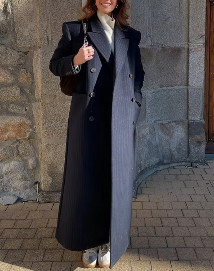 Cappotto lungo a righe