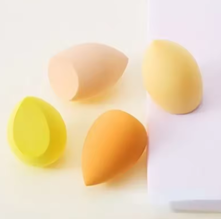 4 pezzi di spugna per trucco