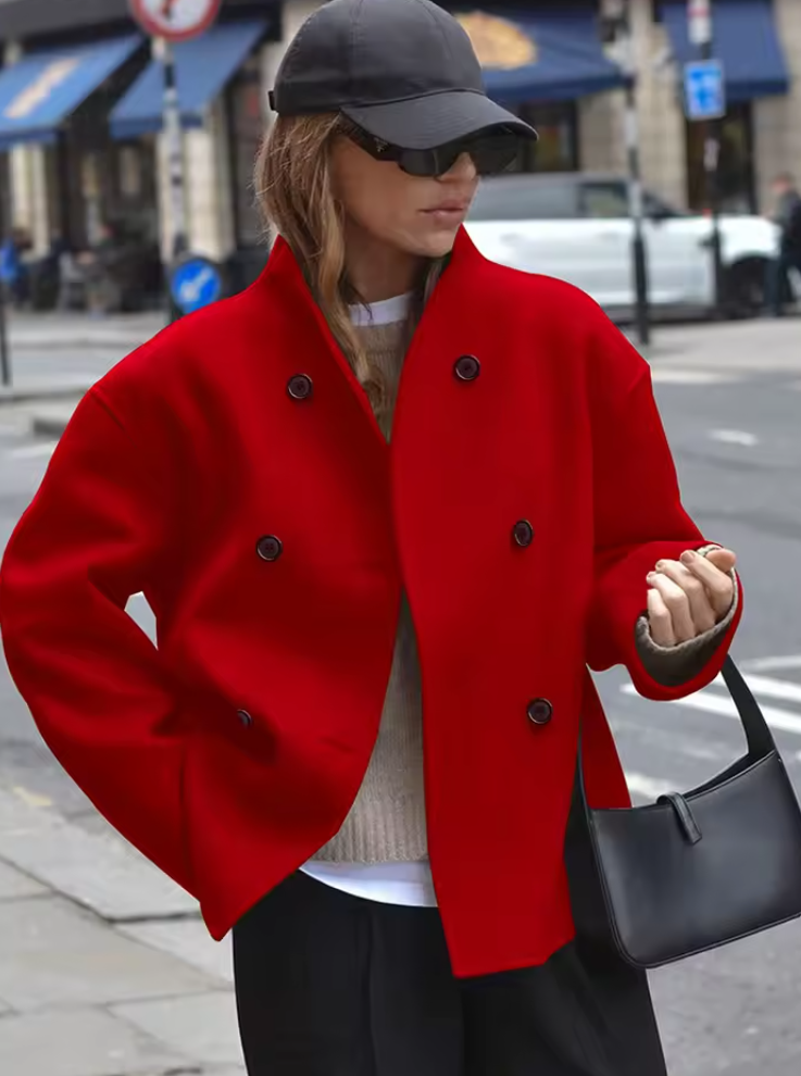 Eleganti cappotti di lana corti